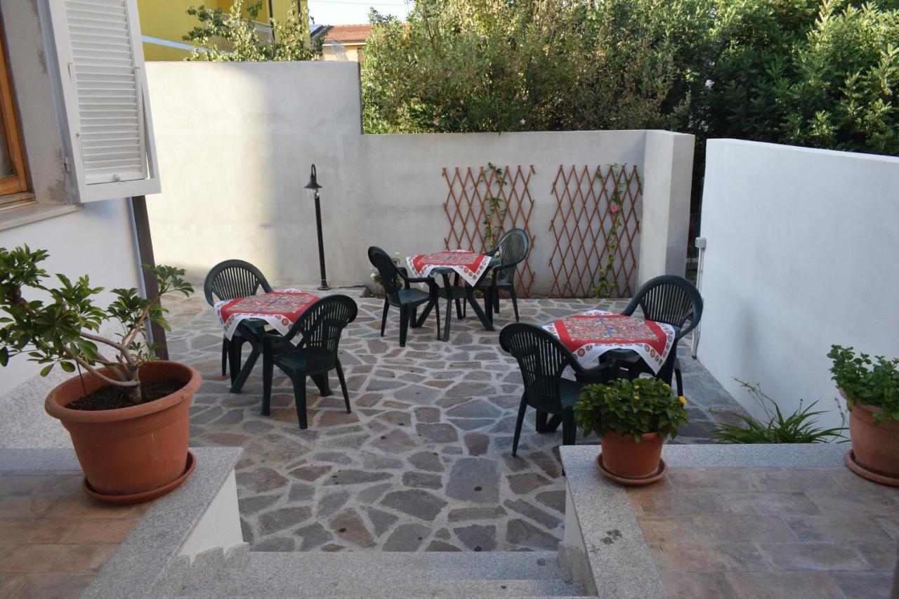 Bed and Breakfast A Casa Di Zia Oschiri Zewnętrze zdjęcie
