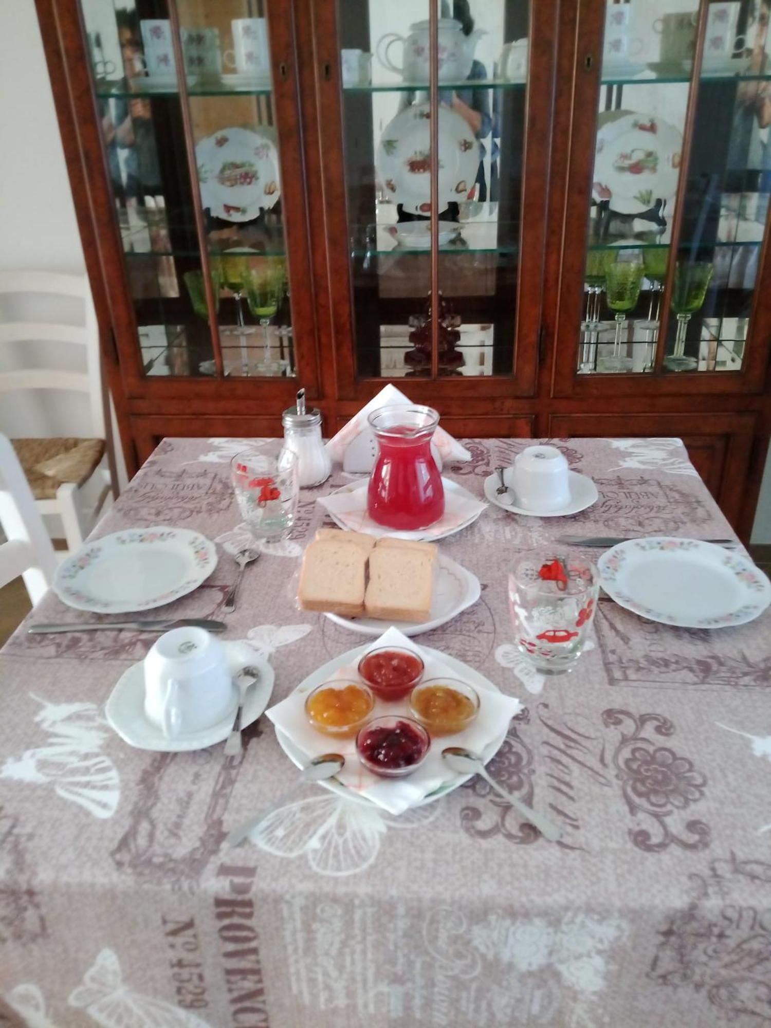 Bed and Breakfast A Casa Di Zia Oschiri Zewnętrze zdjęcie